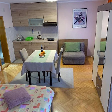 Apartmani Micic Vrnjačka Banja Exterior foto