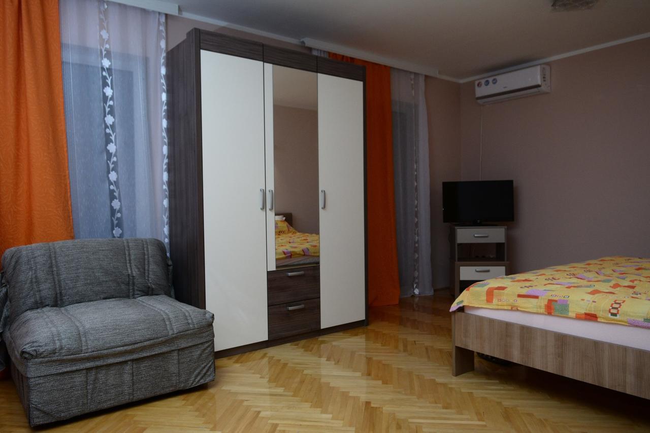 Apartmani Micic Vrnjačka Banja Exterior foto